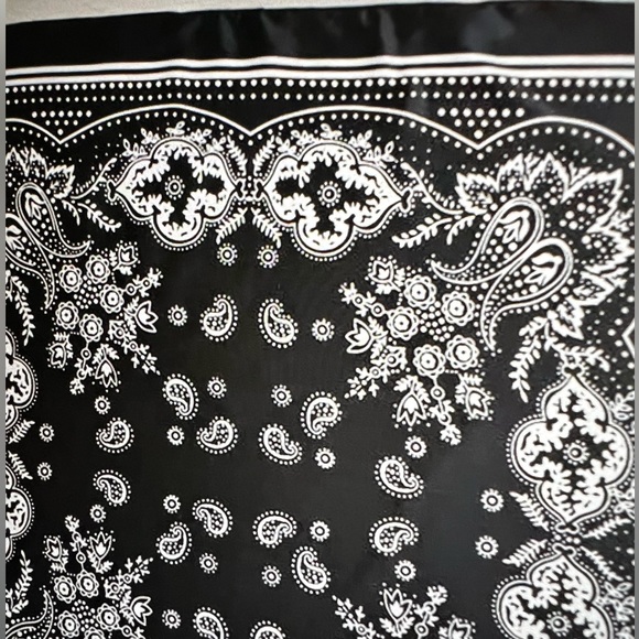 Fashion Women Scarf 🔥 - Picture 3 of 6